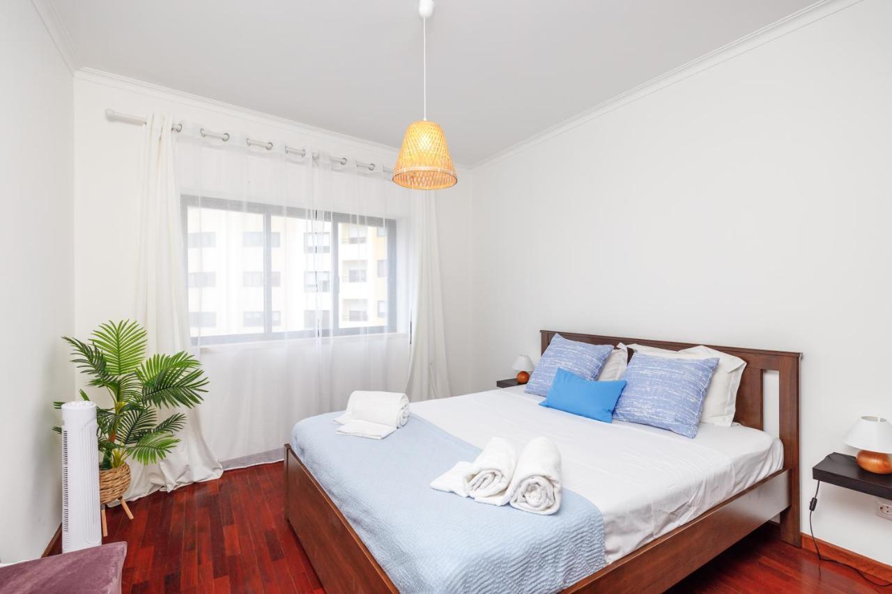 Breeze Beach House Сетубал Экстерьер фото